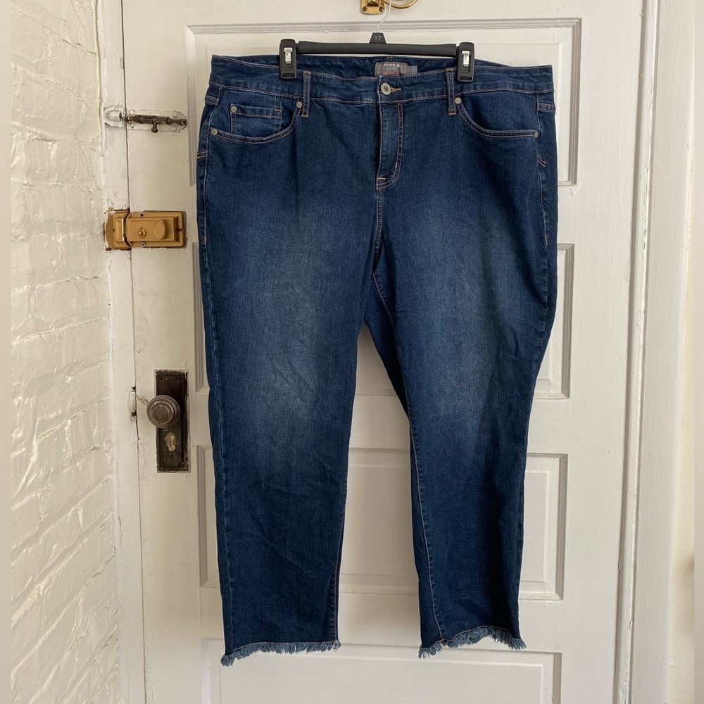 Torrid Dark Blue Ankle Jeans Size 20